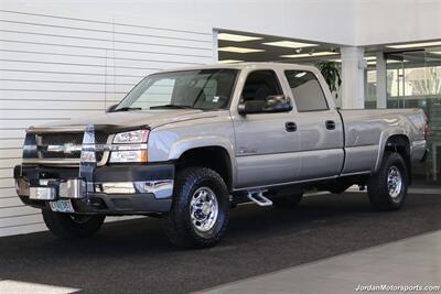 2003 Chevrolet Silverado 2500 LS  1-OWNER* NEW INJECTORS & VALVE COVER GASKETS 4K MLS AGO* 100% RUST FREE* NEVER HAD 5TH WHEEL OR GOOSENECK* NEW 33 "FALKEN A/T 4W 10-PLY TIRES* NEW 2.5 "LEVEL KIT * LONG BED - Photo 3 - Portland, OR 97230