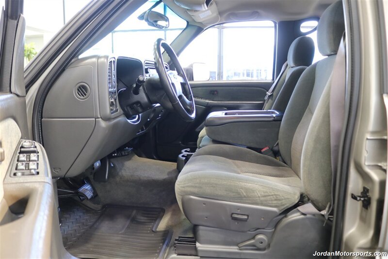 2003 Chevrolet Silverado 2500 LS  1-OWNER* NEW INJECTORS & VALVE COVER GASKETS 4K MLS AGO* 100% RUST FREE* NEVER HAD 5TH WHEEL OR GOOSENECK* NEW 33 "FALKEN A/T 4W 10-PLY TIRES* NEW 2.5 "LEVEL KIT * LONG BED - Photo 78 - Portland, OR 97230