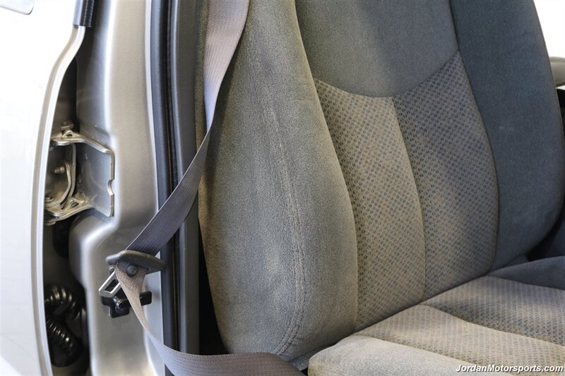 2003 Chevrolet Silverado 2500 LS  1-OWNER* NEW INJECTORS & VALVE COVER GASKETS 4K MLS AGO* 100% RUST FREE* NEVER HAD 5TH WHEEL OR GOOSENECK* NEW 33 "FALKEN A/T 4W 10-PLY TIRES* NEW 2.5 "LEVEL KIT * LONG BED - Photo 77 - Portland, OR 97230