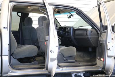 2003 Chevrolet Silverado 2500 LS  1-OWNER* NEW INJECTORS & VALVE COVER GASKETS 4K MLS AGO* 100% RUST FREE* NEVER HAD 5TH WHEEL OR GOOSENECK* NEW 33 "FALKEN A/T 4W 10-PLY TIRES* NEW 2.5 "LEVEL KIT * LONG BED - Photo 49 - Portland, OR 97230