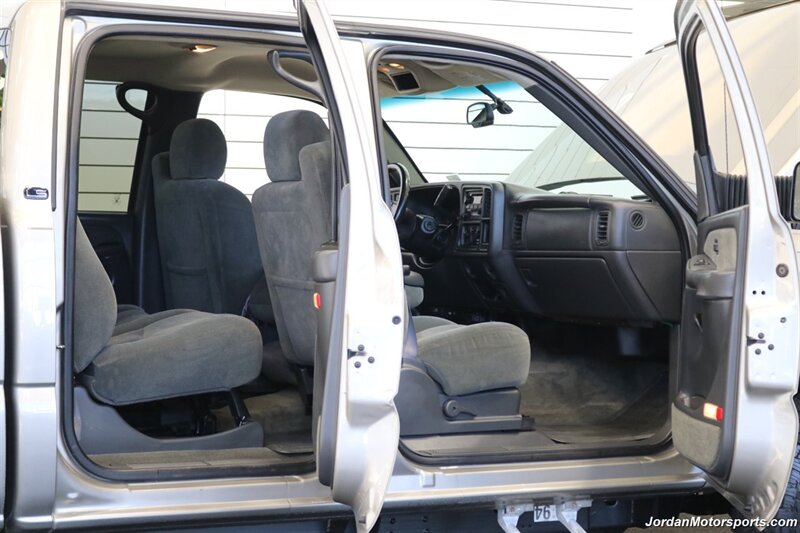 2003 Chevrolet Silverado 2500 LS  1-OWNER* NEW INJECTORS & VALVE COVER GASKETS 4K MLS AGO* 100% RUST FREE* NEVER HAD 5TH WHEEL OR GOOSENECK* NEW 33 "FALKEN A/T 4W 10-PLY TIRES* NEW 2.5 "LEVEL KIT * LONG BED - Photo 49 - Portland, OR 97230