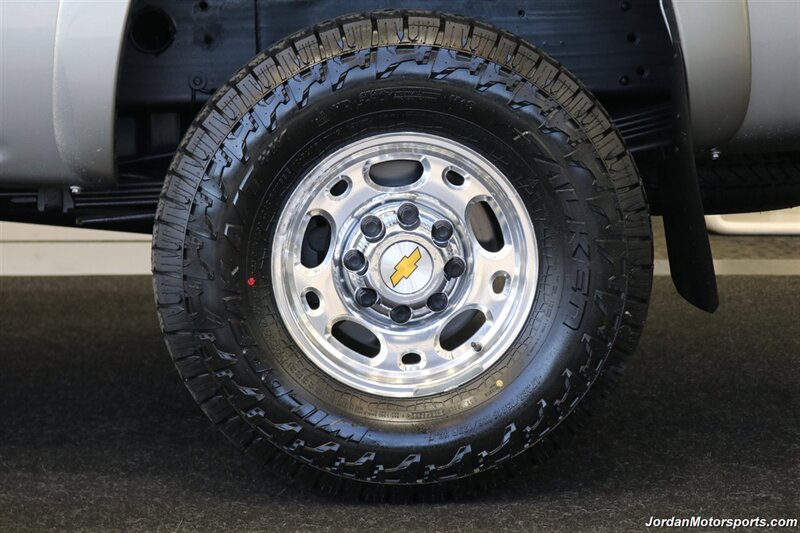 2003 Chevrolet Silverado 2500 LS  1-OWNER* NEW INJECTORS & VALVE COVER GASKETS 4K MLS AGO* 100% RUST FREE* NEVER HAD 5TH WHEEL OR GOOSENECK* NEW 33 "FALKEN A/T 4W 10-PLY TIRES* NEW 2.5 "LEVEL KIT * LONG BED - Photo 40 - Portland, OR 97230