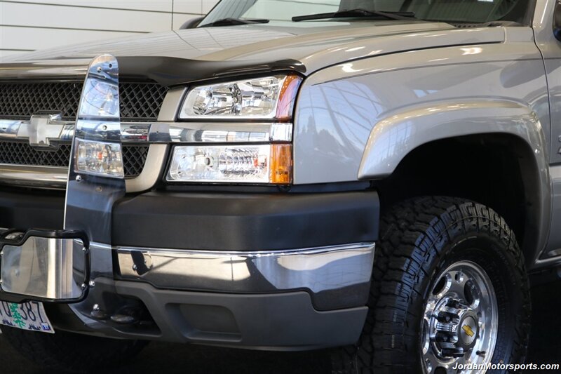 2003 Chevrolet Silverado 2500 LS  1-OWNER* NEW INJECTORS & VALVE COVER GASKETS 4K MLS AGO* 100% RUST FREE* NEVER HAD 5TH WHEEL OR GOOSENECK* NEW 33 "FALKEN A/T 4W 10-PLY TIRES* NEW 2.5 "LEVEL KIT * LONG BED - Photo 12 - Portland, OR 97230