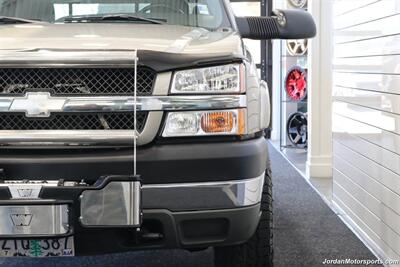 2003 Chevrolet Silverado 2500 LS  1-OWNER* NEW INJECTORS & VALVE COVER GASKETS 4K MLS AGO* 100% RUST FREE* NEVER HAD 5TH WHEEL OR GOOSENECK* NEW 33 "FALKEN A/T 4W 10-PLY TIRES* NEW 2.5 "LEVEL KIT * LONG BED - Photo 52 - Portland, OR 97230