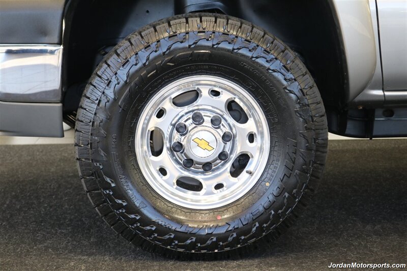 2003 Chevrolet Silverado 2500 LS  1-OWNER* NEW INJECTORS & VALVE COVER GASKETS 4K MLS AGO* 100% RUST FREE* NEVER HAD 5TH WHEEL OR GOOSENECK* NEW 33 "FALKEN A/T 4W 10-PLY TIRES* NEW 2.5 "LEVEL KIT * LONG BED - Photo 20 - Portland, OR 97230