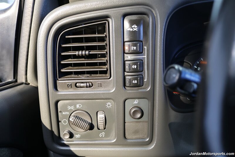 2003 Chevrolet Silverado 2500 LS  1-OWNER* NEW INJECTORS & VALVE COVER GASKETS 4K MLS AGO* 100% RUST FREE* NEVER HAD 5TH WHEEL OR GOOSENECK* NEW 33 "FALKEN A/T 4W 10-PLY TIRES* NEW 2.5 "LEVEL KIT * LONG BED - Photo 92 - Portland, OR 97230