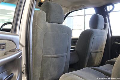 2003 Chevrolet Silverado 2500 LS  1-OWNER* NEW INJECTORS & VALVE COVER GASKETS 4K MLS AGO* 100% RUST FREE* NEVER HAD 5TH WHEEL OR GOOSENECK* NEW 33 "FALKEN A/T 4W 10-PLY TIRES* NEW 2.5 "LEVEL KIT * LONG BED - Photo 86 - Portland, OR 97230