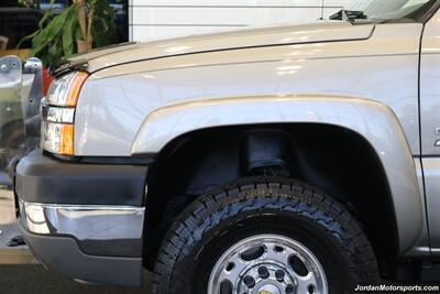 2003 Chevrolet Silverado 2500 LS  1-OWNER* NEW INJECTORS & VALVE COVER GASKETS 4K MLS AGO* 100% RUST FREE* NEVER HAD 5TH WHEEL OR GOOSENECK* NEW 33 "FALKEN A/T 4W 10-PLY TIRES* NEW 2.5 "LEVEL KIT * LONG BED - Photo 56 - Portland, OR 97230