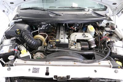 2001 Dodge Ram 3500 ST  1-OWNER* 5.9L HIGH OUTPUT* 6-SPEED MANUAL* NEVER HAD 5TH WHEEL OR GOOSENECK* NEW BF GOODRICH KO3 10-PLY TIRES* FULL FRESH SERVICE* PERFECT DASH - Photo 12 - Portland, OR 97230