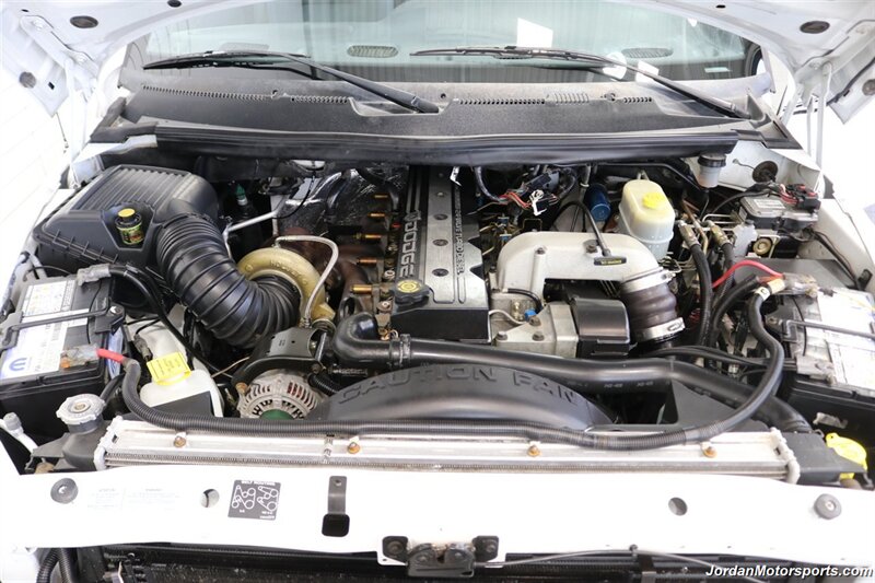 2001 Dodge Ram 3500 ST  1-OWNER* 5.9L HIGH OUTPUT* 6-SPEED MANUAL* NEVER HAD 5TH WHEEL OR GOOSENECK* NEW BF GOODRICH KO3 10-PLY TIRES* FULL FRESH SERVICE* PERFECT DASH - Photo 12 - Portland, OR 97230