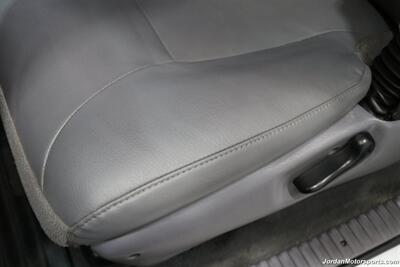 2001 Dodge Ram 3500 ST  1-OWNER* 5.9L HIGH OUTPUT* 6-SPEED MANUAL* NEVER HAD 5TH WHEEL OR GOOSENECK* NEW BF GOODRICH KO3 10-PLY TIRES* FULL FRESH SERVICE* PERFECT DASH - Photo 72 - Portland, OR 97230