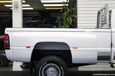 2001 Dodge Ram 3500 ST  1-OWNER* 5.9L HIGH OUTPUT* 6-SPEED MANUAL* NEVER HAD 5TH WHEEL OR GOOSENECK* NEW BF GOODRICH KO3 10-PLY TIRES* FULL FRESH SERVICE* PERFECT DASH - Photo 55 - Portland, OR 97230