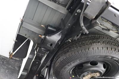 2001 Dodge Ram 3500 ST  1-OWNER* 5.9L HIGH OUTPUT* 6-SPEED MANUAL* NEVER HAD 5TH WHEEL OR GOOSENECK* NEW BF GOODRICH KO3 10-PLY TIRES* FULL FRESH SERVICE* PERFECT DASH - Photo 30 - Portland, OR 97230