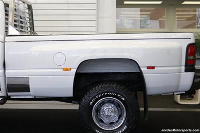 2001 Dodge Ram 3500 ST  1-OWNER* 5.9L HIGH OUTPUT* 6-SPEED MANUAL* NEVER HAD 5TH WHEEL OR GOOSENECK* NEW BF GOODRICH KO3 10-PLY TIRES* FULL FRESH SERVICE* PERFECT DASH - Photo 54 - Portland, OR 97230