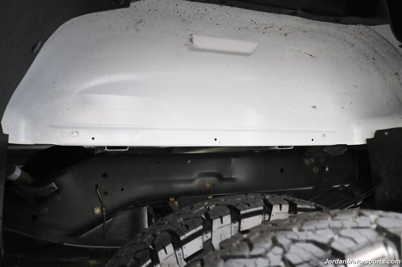 2001 Dodge Ram 3500 ST  1-OWNER* 5.9L HIGH OUTPUT* 6-SPEED MANUAL* NEVER HAD 5TH WHEEL OR GOOSENECK* NEW BF GOODRICH KO3 10-PLY TIRES* FULL FRESH SERVICE* PERFECT DASH - Photo 35 - Portland, OR 97230