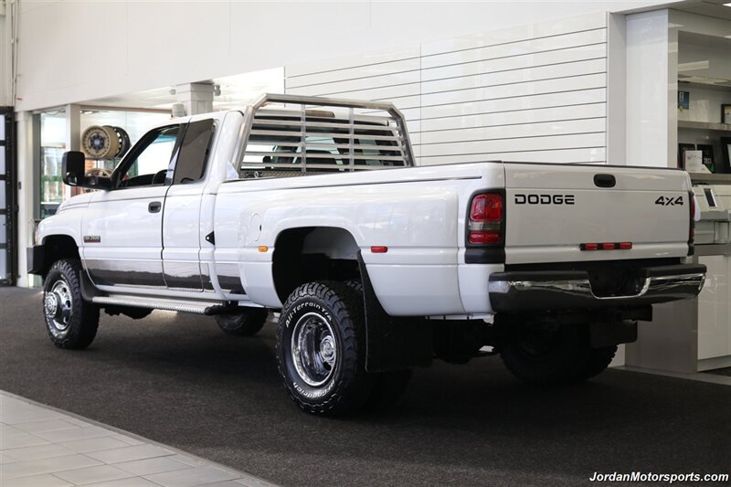 2001 Dodge Ram 3500 ST  1-OWNER* 5.9L HIGH OUTPUT* 6-SPEED MANUAL* NEVER HAD 5TH WHEEL OR GOOSENECK* NEW BF GOODRICH KO3 10-PLY TIRES* FULL FRESH SERVICE* PERFECT DASH - Photo 6 - Portland, OR 97230