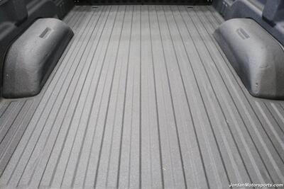 2001 Dodge Ram 3500 ST  1-OWNER* 5.9L HIGH OUTPUT* 6-SPEED MANUAL* NEVER HAD 5TH WHEEL OR GOOSENECK* NEW BF GOODRICH KO3 10-PLY TIRES* FULL FRESH SERVICE* PERFECT DASH - Photo 44 - Portland, OR 97230