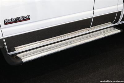 2001 Dodge Ram 3500 ST  1-OWNER* 5.9L HIGH OUTPUT* 6-SPEED MANUAL* NEVER HAD 5TH WHEEL OR GOOSENECK* NEW BF GOODRICH KO3 10-PLY TIRES* FULL FRESH SERVICE* PERFECT DASH - Photo 57 - Portland, OR 97230