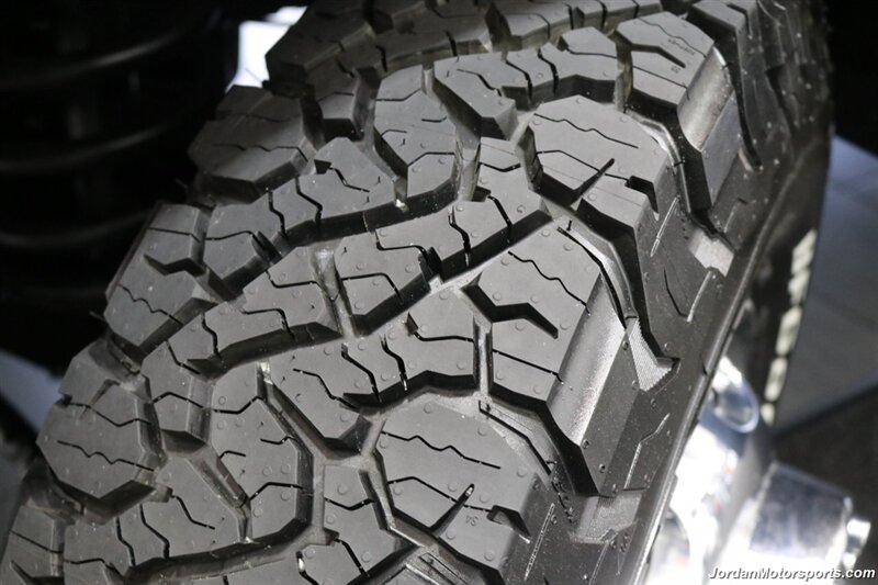 2001 Dodge Ram 3500 ST  1-OWNER* 5.9L HIGH OUTPUT* 6-SPEED MANUAL* NEVER HAD 5TH WHEEL OR GOOSENECK* NEW BF GOODRICH KO3 10-PLY TIRES* FULL FRESH SERVICE* PERFECT DASH - Photo 63 - Portland, OR 97230