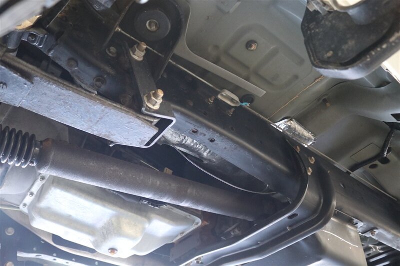 2002 Ford F-350 XLT  1-OWNER* 100% RUST FREE* 55K MLS ONLY* DEALER SERVICED SINCE NEW* NEW 35 " BFG KO3s W/ 3 " LEVEL LIFT & NEW BILSTEIN 5100s & DUAL BILSTEIN STEERING STABILIZERS*LINEX BED LINER*ALL BOOKS/MANUALS/KEYS - Photo 27 - Portland, OR 97230