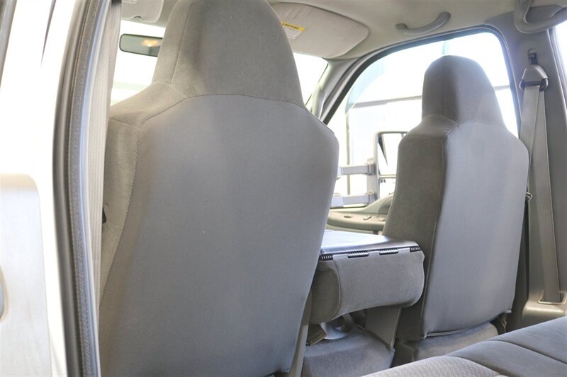 2002 Ford F-350 XLT  1-OWNER* 100% RUST FREE* 55K MLS ONLY* DEALER SERVICED SINCE NEW* NEW 35 " BFG KO3s W/ 3 " LEVEL LIFT & NEW BILSTEIN 5100s & DUAL BILSTEIN STEERING STABILIZERS*LINEX BED LINER*ALL BOOKS/MANUALS/KEYS - Photo 77 - Portland, OR 97230