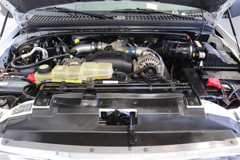 2002 Ford F-350 XLT  1-OWNER* 100% RUST FREE* 55K MLS ONLY* DEALER SERVICED SINCE NEW* NEW 35 " BFG KO3s W/ 3 " LEVEL LIFT & NEW BILSTEIN 5100s & DUAL BILSTEIN STEERING STABILIZERS*LINEX BED LINER*ALL BOOKS/MANUALS/KEYS - Photo 14 - Portland, OR 97230