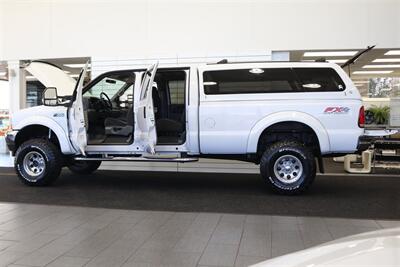 2002 Ford F-350 XLT  1-OWNER* 100% RUST FREE* 55K MLS ONLY* DEALER SERVICED SINCE NEW* NEW 35 " BFG KO3s W/ 3 " LEVEL LIFT & NEW BILSTEIN 5100s & DUAL BILSTEIN STEERING STABILIZERS*LINEX BED LINER*ALL BOOKS/MANUALS/KEYS - Photo 10 - Portland, OR 97230