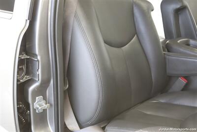 2007 Chevrolet Silverado 3500 Classic LT3 100% RUST FREE* NEVER HAD 5TH WHEEL OR GOOSNECK* NEW 2.5 " LEVEL KIT W/ BILSTEIN 5100 SHOCKS* NEW 33 " BFG KO3 10-PLY TIRES* MOON ROOF* MATCHING CANOPY* NEW BATTERIES - Photo 65 - Portland, OR 97230