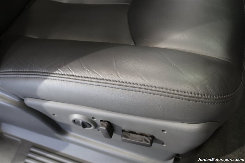 2007 Chevrolet Silverado 3500 Classic LT3 100% RUST FREE* NEVER HAD 5TH WHEEL OR GOOSNECK* NEW 2.5 " LEVEL KIT W/ BILSTEIN 5100 SHOCKS* NEW 33 " BFG KO3 10-PLY TIRES* MOON ROOF* MATCHING CANOPY* NEW BATTERIES - Photo 63 - Portland, OR 97230