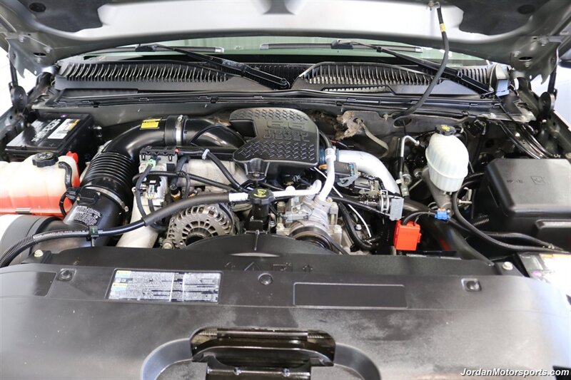 2007 Chevrolet Silverado 3500 Classic LT3 100% RUST FREE* NEVER HAD 5TH WHEEL OR GOOSNECK* NEW 2.5 " LEVEL KIT W/ BILSTEIN 5100 SHOCKS* NEW 33 " BFG KO3 10-PLY TIRES* MOON ROOF* MATCHING CANOPY* NEW BATTERIES - Photo 14 - Portland, OR 97230