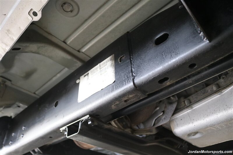 2007 Chevrolet Silverado 3500 Classic LT3 100% RUST FREE* NEVER HAD 5TH WHEEL OR GOOSNECK* NEW 2.5 " LEVEL KIT W/ BILSTEIN 5100 SHOCKS* NEW 33 " BFG KO3 10-PLY TIRES* MOON ROOF* MATCHING CANOPY* NEW BATTERIES - Photo 26 - Portland, OR 97230