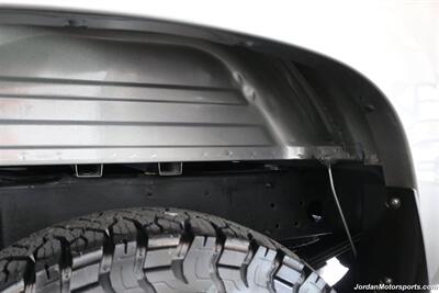 2007 Chevrolet Silverado 3500 Classic LT3 100% RUST FREE* NEVER HAD 5TH WHEEL OR GOOSNECK* NEW 2.5 " LEVEL KIT W/ BILSTEIN 5100 SHOCKS* NEW 33 " BFG KO3 10-PLY TIRES* MOON ROOF* MATCHING CANOPY* NEW BATTERIES - Photo 31 - Portland, OR 97230