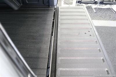 2007 Chevrolet Silverado 3500 Classic LT3 100% RUST FREE* NEVER HAD 5TH WHEEL OR GOOSNECK* NEW 2.5 " LEVEL KIT W/ BILSTEIN 5100 SHOCKS* NEW 33 " BFG KO3 10-PLY TIRES* MOON ROOF* MATCHING CANOPY* NEW BATTERIES - Photo 45 - Portland, OR 97230