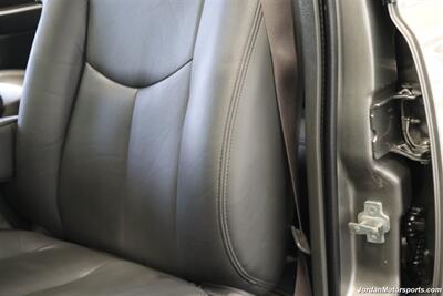 2007 Chevrolet Silverado 3500 Classic LT3 100% RUST FREE* NEVER HAD 5TH WHEEL OR GOOSNECK* NEW 2.5 " LEVEL KIT W/ BILSTEIN 5100 SHOCKS* NEW 33 " BFG KO3 10-PLY TIRES* MOON ROOF* MATCHING CANOPY* NEW BATTERIES - Photo 64 - Portland, OR 97230