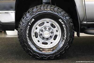 2007 Chevrolet Silverado 3500 Classic LT3 100% RUST FREE* NEVER HAD 5TH WHEEL OR GOOSNECK* NEW 2.5 " LEVEL KIT W/ BILSTEIN 5100 SHOCKS* NEW 33 " BFG KO3 10-PLY TIRES* MOON ROOF* MATCHING CANOPY* NEW BATTERIES - Photo 17 - Portland, OR 97230