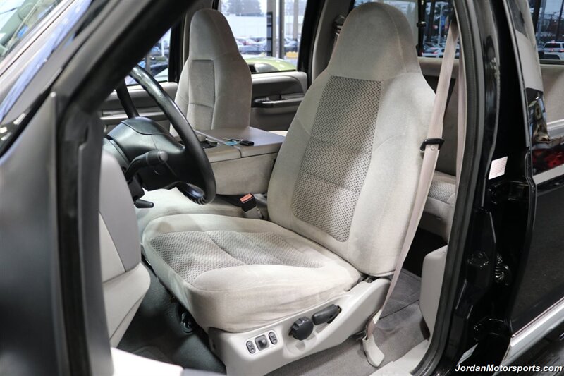 2001 Ford F-350 XLT 6-SPEED MANUAL TRANSMISSION* 7.3L WITH ONLY 91K MLS* 1-TON 4X4* 100% RUST & CORROSION FREE* 100% STOCK* FULLY SERVICED* NEVER HAD 5TH WHEEL OR GOOSENECK* ALL ORIGINAL BOOKS & KEYS - Photo 16 - Portland, OR 97230