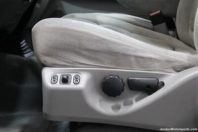 2001 Ford F-350 XLT 6-SPEED MANUAL TRANSMISSION* 7.3L WITH ONLY 91K MLS* 1-TON 4X4* 100% RUST & CORROSION FREE* 100% STOCK* FULLY SERVICED* NEVER HAD 5TH WHEEL OR GOOSENECK* ALL ORIGINAL BOOKS & KEYS - Photo 70 - Portland, OR 97230