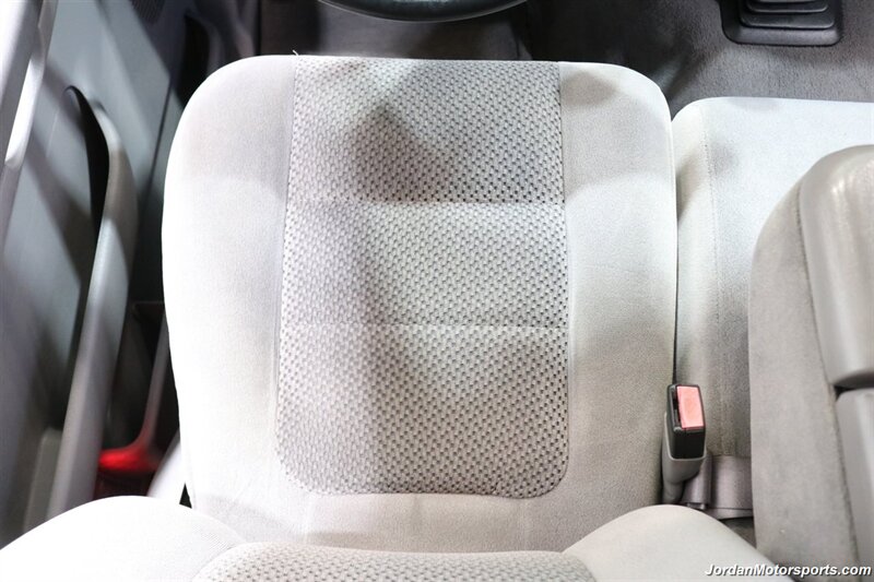 2001 Ford F-350 XLT 6-SPEED MANUAL TRANSMISSION* 7.3L WITH ONLY 91K MLS* 1-TON 4X4* 100% RUST & CORROSION FREE* 100% STOCK* FULLY SERVICED* NEVER HAD 5TH WHEEL OR GOOSENECK* ALL ORIGINAL BOOKS & KEYS - Photo 76 - Portland, OR 97230