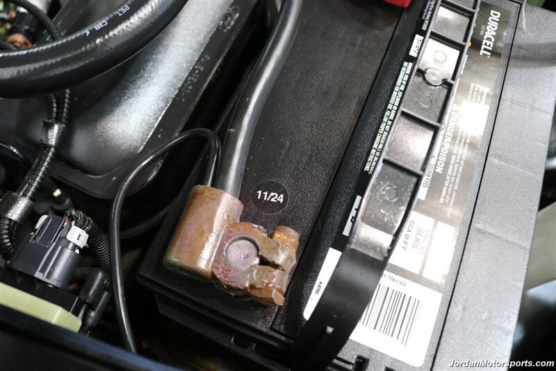 2001 Ford F-350 XLT 6-SPEED MANUAL TRANSMISSION* 7.3L WITH ONLY 91K MLS* 1-TON 4X4* 100% RUST & CORROSION FREE* 100% STOCK* FULLY SERVICED* NEVER HAD 5TH WHEEL OR GOOSENECK* ALL ORIGINAL BOOKS & KEYS - Photo 41 - Portland, OR 97230