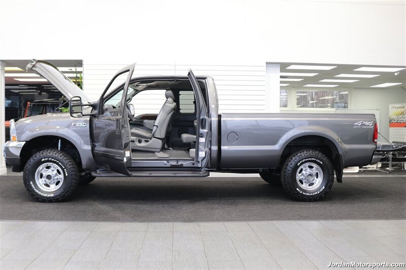 2002 Ford F-250 Lariat  0-RUST* LARIAT LONG BED 7.3L* 6-SPEED MANUAL* NEVER HAD A 5TH WHEEL OR GOOSENECK INSTALLED* NEW 2.5 " BILSTEIN LEVEL LIFT W/BILSTEIN 5100s* NEW 33 " BFG KO3 10-PLYS* FRESH SERVICE* - Photo 9 - Portland, OR 97230