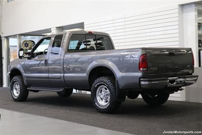 2002 Ford F-250 Lariat  0-RUST* LARIAT LONG BED 7.3L* 6-SPEED MANUAL* NEVER HAD A 5TH WHEEL OR GOOSENECK INSTALLED* NEW 2.5 " BILSTEIN LEVEL LIFT W/BILSTEIN 5100s* NEW 33 " BFG KO3 10-PLYS* FRESH SERVICE* - Photo 5 - Portland, OR 97230