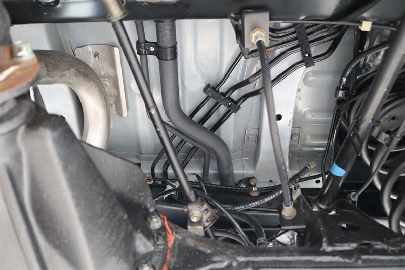 2004 Toyota Land Cruiser 1-OWNER* 100% RUST FREE* NEW OLD MAN EMU LIFT W/ FOX SHOCKS* ARB BUMPER PAINT MATCHED* NEW TIMING BELT-WATER PUMP-TUNE UP-BRAKES-ROTORS-EVERY FLUID* ALL RECORDS SINCE NEW* - Photo 43 - Portland, OR 97230