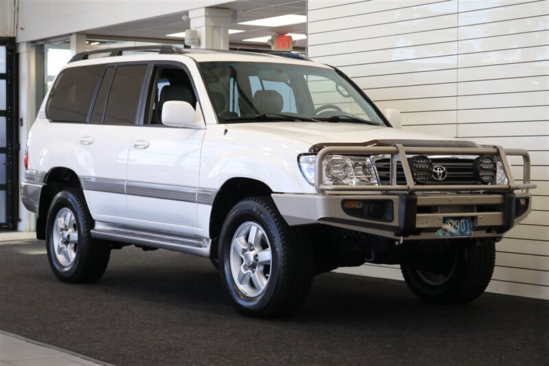 2004 Toyota Land Cruiser 1-OWNER* 100% RUST FREE* NEW OLD MAN EMU LIFT W/ FOX SHOCKS* ARB BUMPER PAINT MATCHED* NEW TIMING BELT-WATER PUMP-TUNE UP-BRAKES-ROTORS-EVERY FLUID* ALL RECORDS SINCE NEW* - Photo 3 - Portland, OR 97230