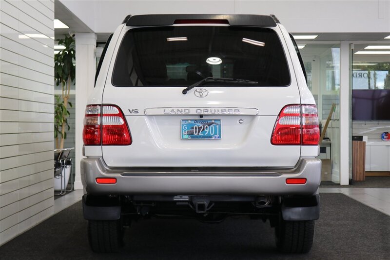 2004 Toyota Land Cruiser 1-OWNER* 100% RUST FREE* NEW OLD MAN EMU LIFT W/ FOX SHOCKS* ARB BUMPER PAINT MATCHED* NEW TIMING BELT-WATER PUMP-TUNE UP-BRAKES-ROTORS-EVERY FLUID* ALL RECORDS SINCE NEW* - Photo 9 - Portland, OR 97230