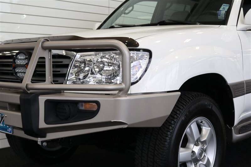 2004 Toyota Land Cruiser 1-OWNER* 100% RUST FREE* NEW OLD MAN EMU LIFT W/ FOX SHOCKS* ARB BUMPER PAINT MATCHED* NEW TIMING BELT-WATER PUMP-TUNE UP-BRAKES-ROTORS-EVERY FLUID* ALL RECORDS SINCE NEW* - Photo 12 - Portland, OR 97230