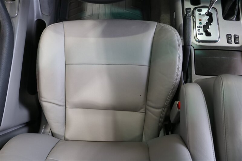 2004 Toyota Land Cruiser 1-OWNER* 100% RUST FREE* NEW OLD MAN EMU LIFT W/ FOX SHOCKS* ARB BUMPER PAINT MATCHED* NEW TIMING BELT-WATER PUMP-TUNE UP-BRAKES-ROTORS-EVERY FLUID* ALL RECORDS SINCE NEW* - Photo 72 - Portland, OR 97230