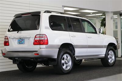 2004 Toyota Land Cruiser 1-OWNER* 100% RUST FREE* NEW OLD MAN EMU LIFT W/ FOX SHOCKS* ARB BUMPER PAINT MATCHED* NEW TIMING BELT-WATER PUMP-TUNE UP-BRAKES-ROTORS-EVERY FLUID* ALL RECORDS SINCE NEW* - Photo 7 - Portland, OR 97230