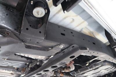 2004 Toyota Land Cruiser 1-OWNER* 100% RUST FREE* NEW OLD MAN EMU LIFT W/ FOX SHOCKS* ARB BUMPER PAINT MATCHED* NEW TIMING BELT-WATER PUMP-TUNE UP-BRAKES-ROTORS-EVERY FLUID* ALL RECORDS SINCE NEW* - Photo 24 - Portland, OR 97230