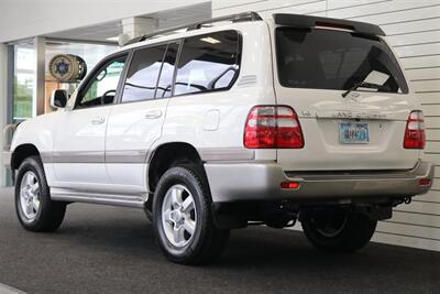 2004 Toyota Land Cruiser 1-OWNER* 100% RUST FREE* NEW OLD MAN EMU LIFT W/ FOX SHOCKS* ARB BUMPER PAINT MATCHED* NEW TIMING BELT-WATER PUMP-TUNE UP-BRAKES-ROTORS-EVERY FLUID* ALL RECORDS SINCE NEW* - Photo 6 - Portland, OR 97230