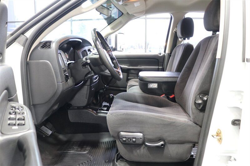 2005 Dodge Ram 2500 SLT  5.9L HO W/ 6-SPEED MANUAL* NEW 3 " LEVEL KIT W/ BILSTEIN 5100 SHOCKS* NEW BLUE TOP STEERING BOX W/ BALL JOINTS* NEW BFG KO3 10-PLYS* SPRAY IN BED LINER* NEVER HAS 5TH WHEEL OR GOOSENECK - Photo 76 - Portland, OR 97230